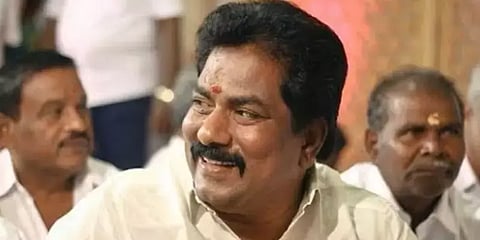 மாடு பிடி வீரர்களுக்கு அரசு வேலை கோரிக்கை - பரிந்துரைப்பதாக அமைச்சர் தகவல்