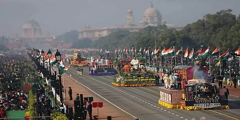 குடியரசு தின விழா அணிவகுப்பில் அலங்கார ஊர்திக்கு அனுமதி மறுப்பு: மே.வங்கம், கேரளா கண்டனம்