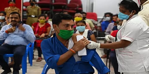 தமிழகத்தில் 600 இடங்களில் இன்று பூஸ்டர் தடுப்பூசி முகாம்