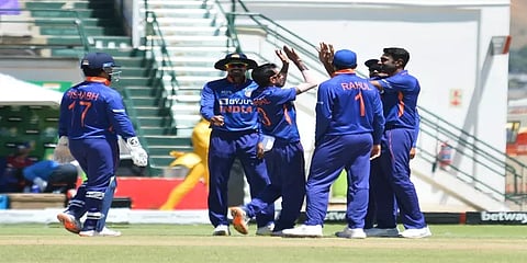 இந்தியா-மே.இ.தீவுகள் தொடர்: அகமதாபாத், கொல்கத்தாவில் மட்டும் நடத்த முடிவு?