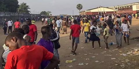 தேவாலயத்துக்குள் புகுந்த கொள்ளை கும்பல்: கூட்ட நெரிசலில் சிக்கி 29 பேர் உயிரிழப்பு