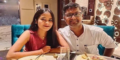 கூகுள் மீட், ஜி பே, சொமேட்டோ; ' இது வேற லெவல் திருமணம்' - சாதக பாதகங்கள் என்ன?