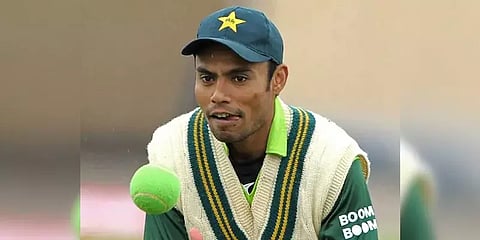 டிரெஸ்ஸிங் ரூமில் இரண்டாக பிரிந்திருக்கும் இந்திய அணி: முன்னாள் பாக். வீரர் டேனிஷ் கனேரியா