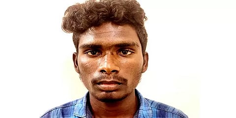 பள்ளி மாணவியை பாலியல் வன்கொடுமை செய்து கர்ப்பமாக்கிய இளைஞர் போக்சோவில் கைது