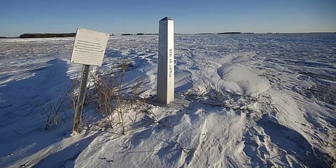 அமெரிக்க-கனடா எல்லையில் உறைபனியில் சிக்கி 4 இந்தியர்கள் மரணம் - நடந்தது என்ன?