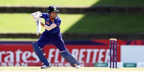 U-19 உலகக்கோப்பை கிரிக்கெட்: 108 பந்துகளில் 162 ரன்கள் குவித்து ராஜ் பவா அசத்தல்