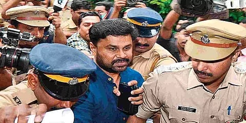 மீண்டும் நடிகர் திலீப்பின் முன்ஜாமீன் மனு ஒத்திவைப்பு- கைதுக்கு இடைக்காலத் தடை