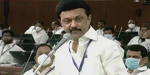 கட்டட விபத்தில் இறந்த மாணவர்கள் குடும்பத்துக்கு தலா ரூ.2 லட்சம் நிவாரணம்: முதல்வர்