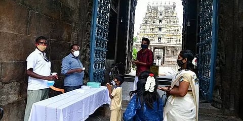 தமிழகத்தில் நாளை ஜன.28 முதலே அனைத்து வழிபாட்டுத் தலங்களிலும் பக்தர்களுக்கு அனுமதி