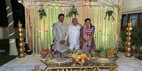 கர்நாடக முன்னாள் முதல்வர் எடியூரப்பாவின் பேத்தி தற்கொலை- மருத்துவமனைக்கு விரைந்த பசவராஜ்