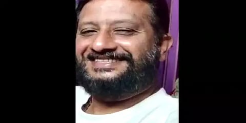 மகளுக்கு பாலியல் தொந்தரவு: கணவனை சுத்தியலால் அடித்துக் கொன்ற மனைவி