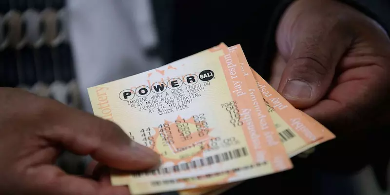 'லைஃப் டைம் செட்டில்மென்ட்' ஒரு லாட்டரி சீட்டுக்கு ரூ.3,500 கோடி பரிசு