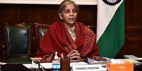 மத்திய பட்ஜெட்: பாதுகாப்புத்துறைக்கு தளவாடங்களை உள்நாட்டிலேயே கொள்முதல் செய்ய நடவடிக்கை