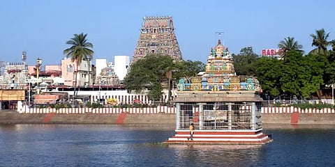 மாயமான மயிலாப்பூர் கோயில் மயில் சிலை: தெப்பக்குளத்தில் மறைக்கப்பட்டதா? தொடரும் விசாரணை