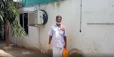 'டெபாசிட் பணம் கட்டணும்னு தெரியாதுங்க!'-தேர்தல் அலுவலரை தலைசுற்ற வைத்த சுயேட்சை வேட்பாளர்