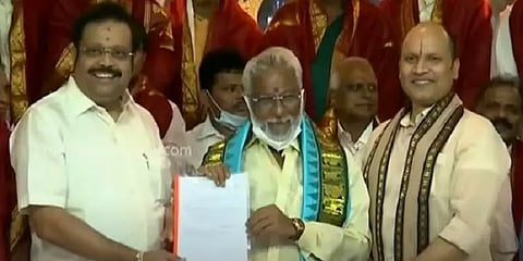 "திருப்பதி கோயிலில் விரைவில் கட்டுப்பாடுகள் நீக்கம்"- ஏ.ஜெ.சேகர் தகவல்