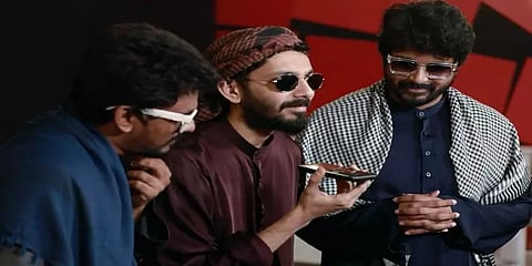 ’நெல்சன்-சிவா-அனிருத்’ன் கலகலப்பூட்டும் ‘பீஸ்ட்’ முதல் பாடல் புரோமோ; விஜய் ரசிகர்கள் குஷி!