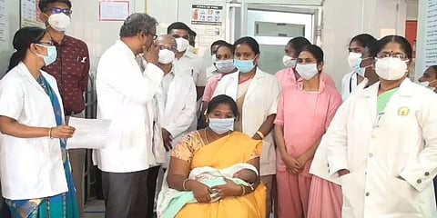 ’எடை குறைவுடன் பிறந்த குழந்தை’ - 55 நாட்களாக சிகிச்சை அளிக்கும் மதுரை அரசு டாக்டர்கள்!