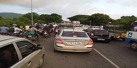 செங்கல்பட்டு பாலாற்றுப் பாலத்தில் வாகன நெரிசல்: வாகன ஓட்டிகளுக்கு முக்கிய அறிவிப்பு