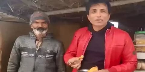 ”என் கூட தெ.ஆப்ரிக்கா வர்றீங்களா?” சாலையோர சமோசா கடைக்காரருக்கு ஷாக் கொடுத்த சோனு சூட்