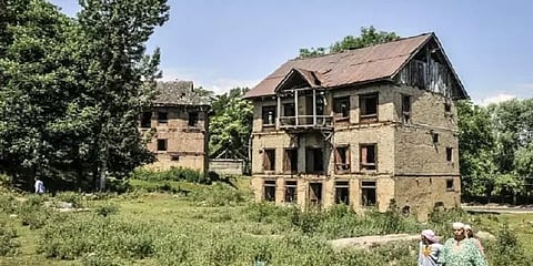 காஷ்மீரிலிருந்து புலம்பெயர்ந்த 610 பேரின் சொந்த நிலங்கள் மீட்பு - உள்துறை அமைச்சகம்