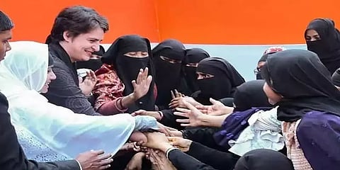 'கடற்கரையில் பிகினி அணியலாம், பள்ளியில் அல்ல’- பிரியங்காவுக்கு, பெண் எம்.பி பதிலடி