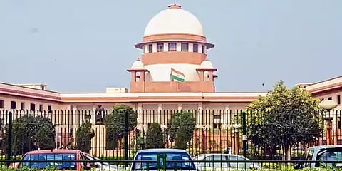 ஹிஜாப் விவகாரத்தை தேசிய பிரச்னையாக மாற்ற வேண்டாம் - உச்சநீதிமன்றம் அறிவுறுத்தல்