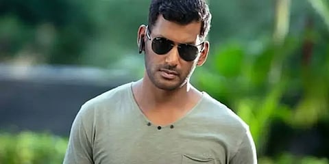 ‘லத்தி’ சண்டைக் காட்சி படப்பிடிப்பில் விஷாலுக்கு எலும்பு முறிவு - வீடியோ வெளியீடு