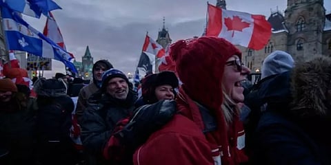 கனடா: லாரி ஓட்டுநர்களின் போராட்டமும் எதிர்ப்பும்