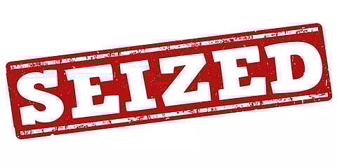 தேர்தல் பரிசா? சரக்கு ஆட்டோவில் கொண்டு செல்லப்பட்ட ஹாட் பாக்ஸ்கள்'