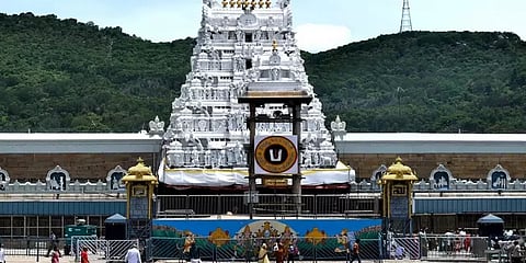 குறைந்து வரும் கொரோனா: திருப்பதி ஏழுமலையானை தரிசிக்க இன்று முதல் இலவச டிக்கெட்