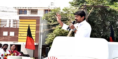 “தமிழக அரசியலில் இரு அமாவாசைகள் இருக்கிறார்கள்” - மதுரை தேர்தல் பரப்புரையில்உதயநிதி பேச்சு