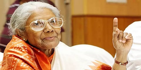 பழம்பெரும் பின்னணி பாடகி சந்தியா காலமானார்: பத்மஸ்ரீ விருதை நிராகரித்தவர்