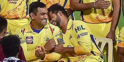 ‘ரெய்னா புறக்கணிக்கப்பட காரணம் தோனியின் விசுவாசத்தை இழந்ததே’ - நியூசி. முன்னாள் வீரர்