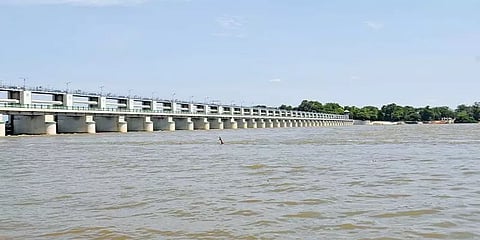 கோதாவரி-காவிரி இணைப்பு திட்டம்: ஒத்துழைப்பு அளிக்காத ஆந்திரா, தெலங்கானா மாநிலங்கள்!