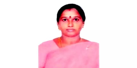 இரண்டு வாக்குச்சாவடி ஒரே வரிசை எண்: இரண்டுமுறை வாக்களித்த திருச்சி திமுக வேட்பாளர்