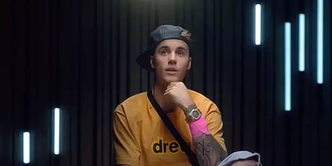 பாப் இசை பாடகர் ஜஸ்டின் பைபருக்கு கொரோனா தொற்று