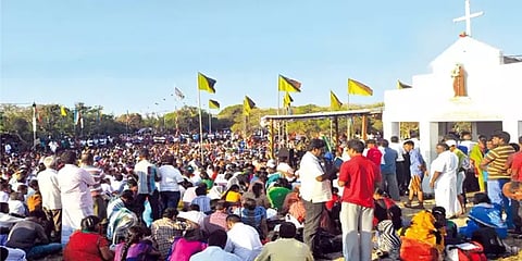 கச்சத்தீவு திருவிழா: தமிழக பக்தர்கள் 50 பேருக்கு இலங்கை அரசு அனுமதி