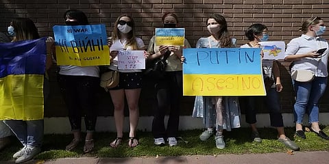 உக்ரைனுக்கு பெருகும் ஆதரவு: உலகளவில் அதிகரிக்கும் போராட்டங்கள்