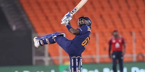 கிரிக்'கெத்து' 23: மைதானத்தில் வானவேடிக்கை காட்டும் சூர்யகுமார் யாதவ்!