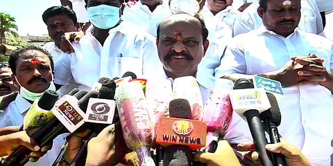 அதிமுகவுக்கு ஒற்றைத் தலைமை விவகாரம்: கருத்து தெரிவித்து பற்ற வைத்த கடம்பூர் ராஜூ