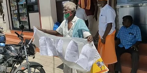 ”முறைகேடுகளை தட்டிக்கேட்பதால் என்னை அலைக்கழிக்கிறார்கள்” - 80 வயது முதியவரின் குமுறல்!