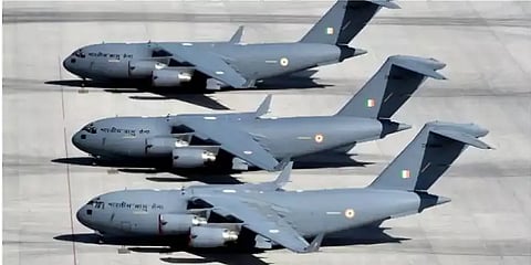 அடுத்த 3 நாள்களில் உக்ரைனிலிருந்து இந்தியர்களை மீட்க தயாராகும் 26 விமானங்கள்