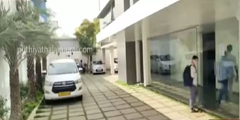 ஆற்காடு: திமுகவைச் சேர்ந்த தொழிலபதிபர் வீட்டில் வருமான வரித்துறை சோதனை