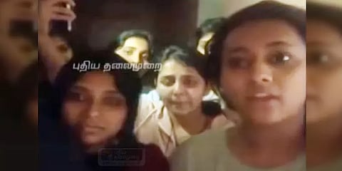 ‘எப்படியாவது எங்களை அழைத்துச் செல்லுங்கள்’ - இந்திய மாணவர்கள் கோரிக்கை