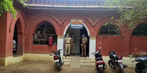 அரியலூர்: பாலியல் தொழிலில் ஈடுபடுத்தப்பட்டதால் சிறுமிக்கு நேர்ந்த துயரம் - 6 பேர் கைது