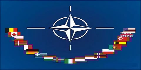 நேட்டோ அமைப்பு எப்படி உருவானது? அமெரிக்கா - ரஷ்யா பனிப்போர் சூழல் என்ன? - முழுமையான வரலாறு