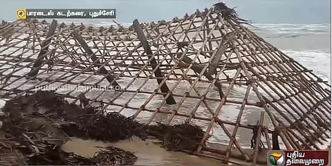 புதுச்சேரி: கடல் சீற்றத்தால் 'பாரடைஸ் பீச்' கடும் சேதம்