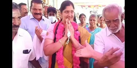 5 மணி வரை 'டெட்லைன்’ - அல்லிநகரம் திமுக நகராட்சி தலைவருக்கு தங்கத்தமிழ்செல்வன் எச்சரிக்கை