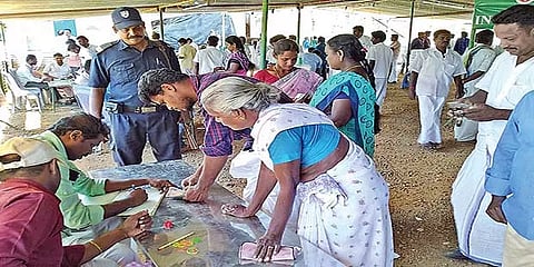 தஞ்சை, புதுக்கோட்டை பகுதிகளில் மீண்டும் களைகட்டிய மொய் விருந்து! கோடிகள் குவியும் வசூல்